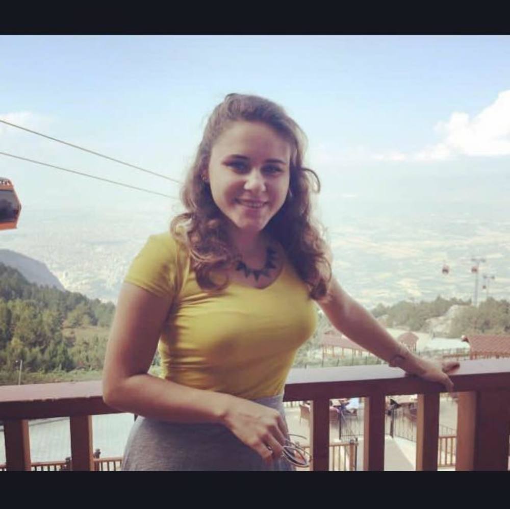 Meet your Posher, Betul